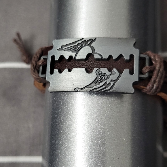 New Unisex Razor blade Leather Bracelet - Picture 2 of 5